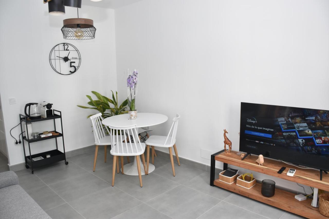 Port And -parking- Appartement *